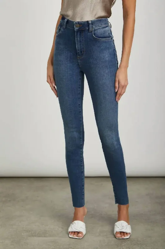 Larchmont Skinny Jeans In Baltic Blue Stylish Acid-Wash Jeans
