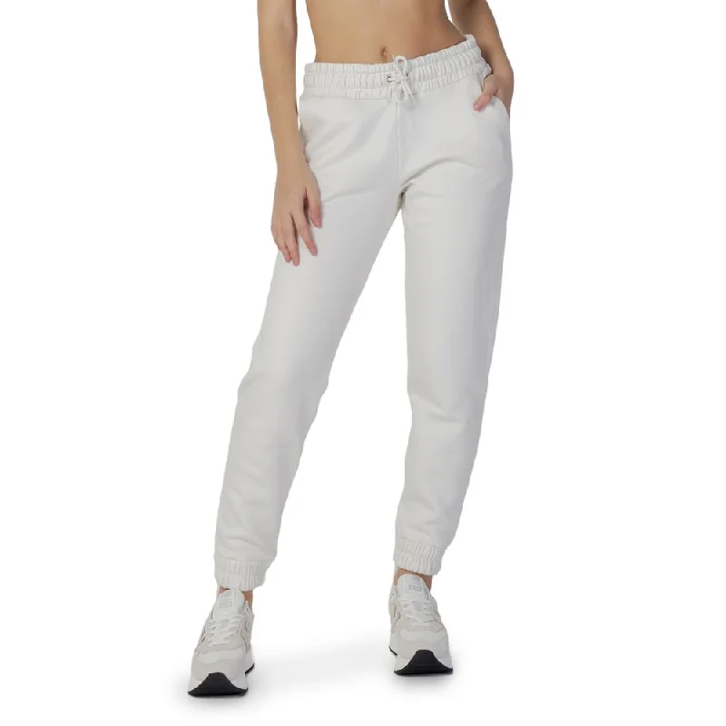 Blauer  Cotton Jeans & Women's Pant Fashionable Distressed Jeans