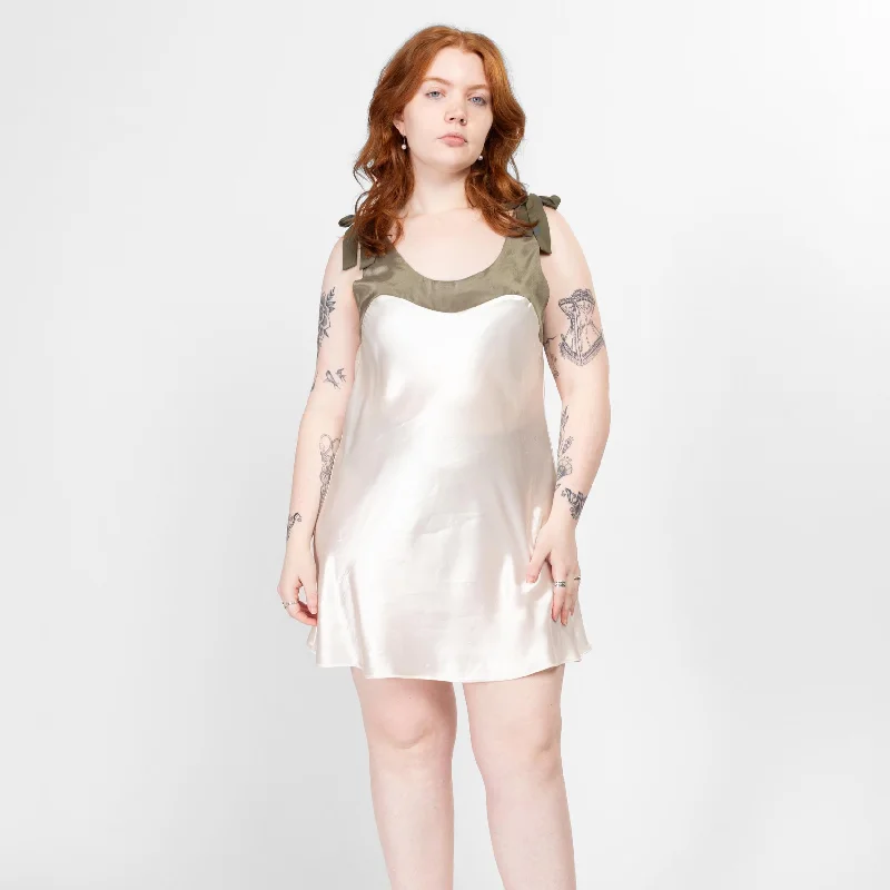 Medium 90s White & Green Satin Mini Babydoll Dress
