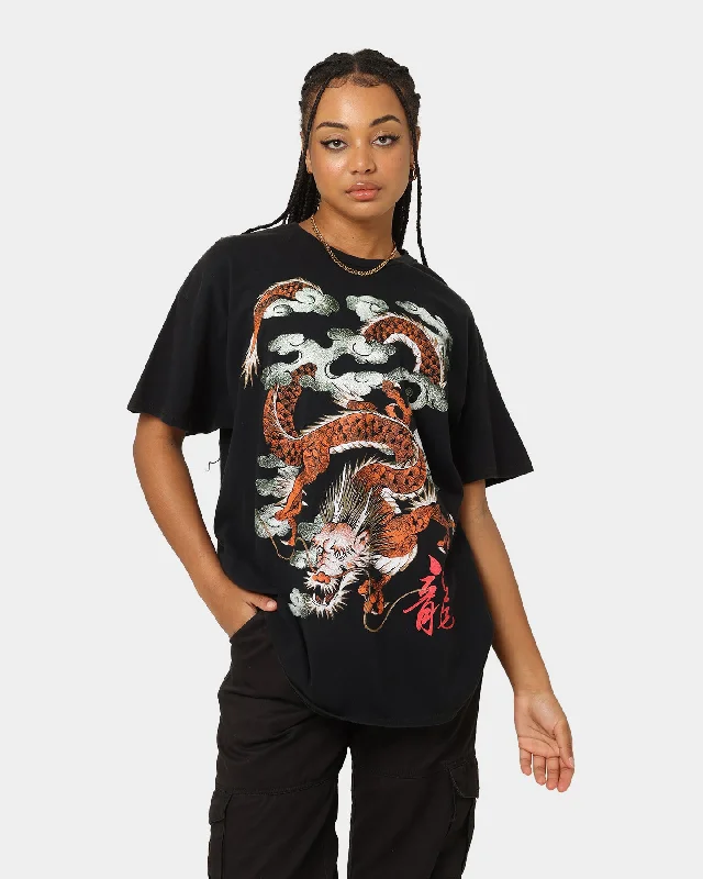 American Thrift Ryu Dragon Vintage T-Shirt Washed Black Lace Blend Ribbed Blend Corduroy Blend American Thrift Ryu Dragon Vintage T-Shirt Washed Black Lace Blend Ribbed Blend Corduroy Blend