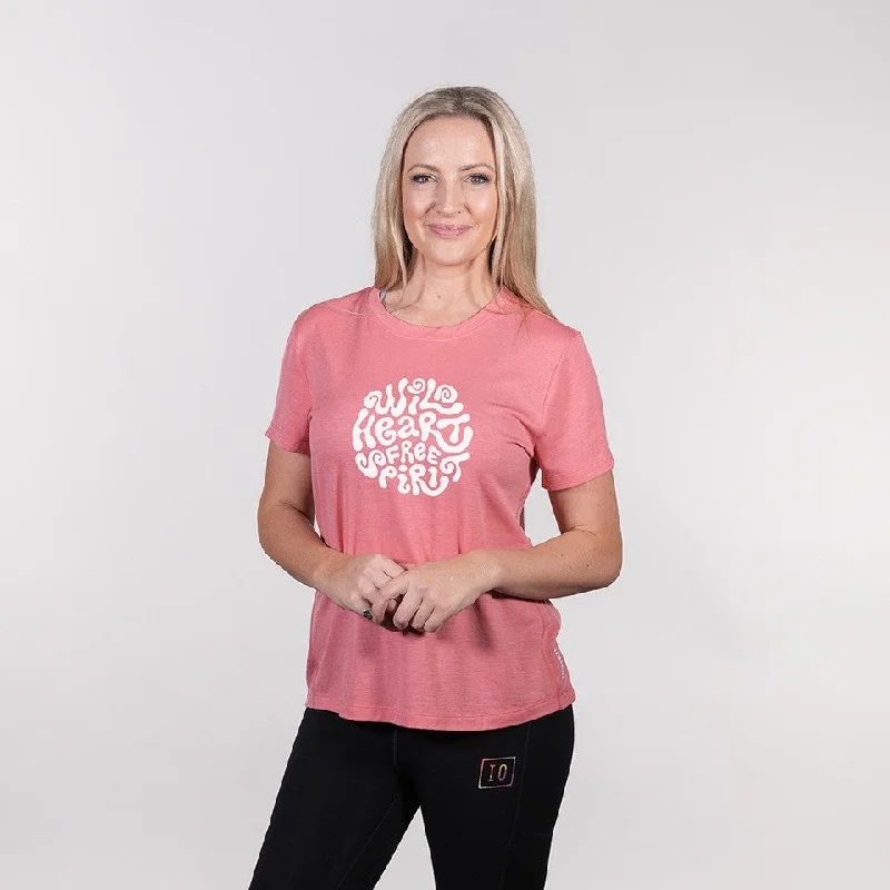 Universal Tee - Wild Heart Zippered Front Buttoned Front Snap Front