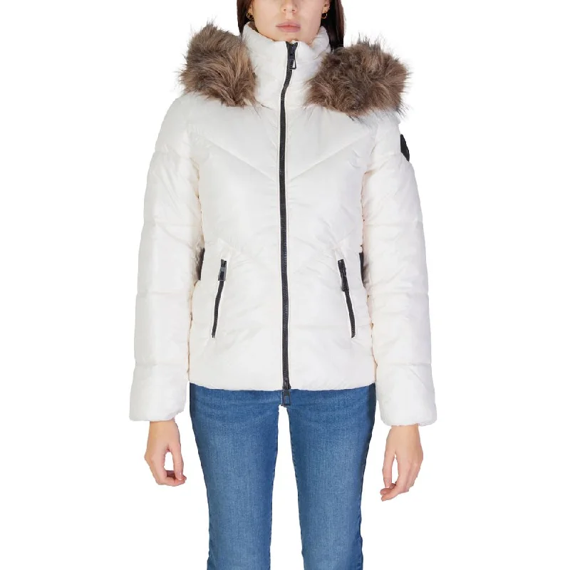 Only Cream Polyamide Jackets & Coat Quilted Jacket Puffer Jacket Insulated Jacket